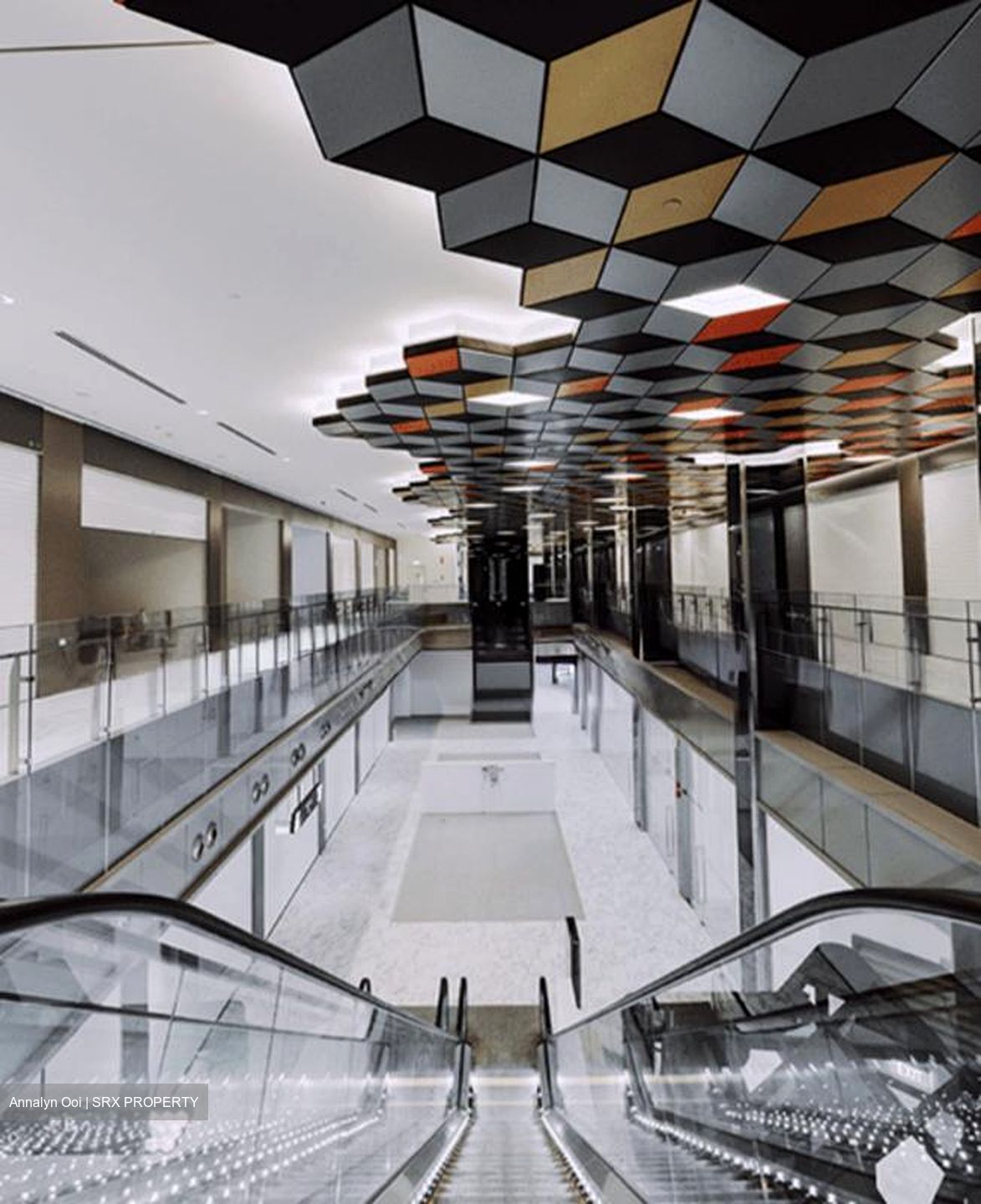 Centrium Square (D8), Office #509833961